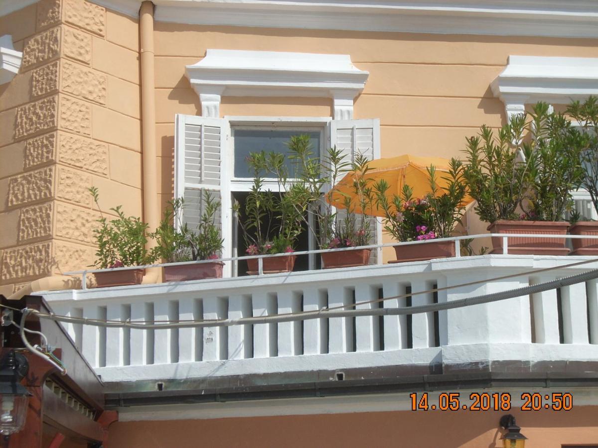 Apartment At Sea Lovran Bagian luar foto