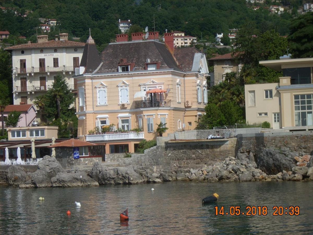 Apartment At Sea Lovran Bagian luar foto